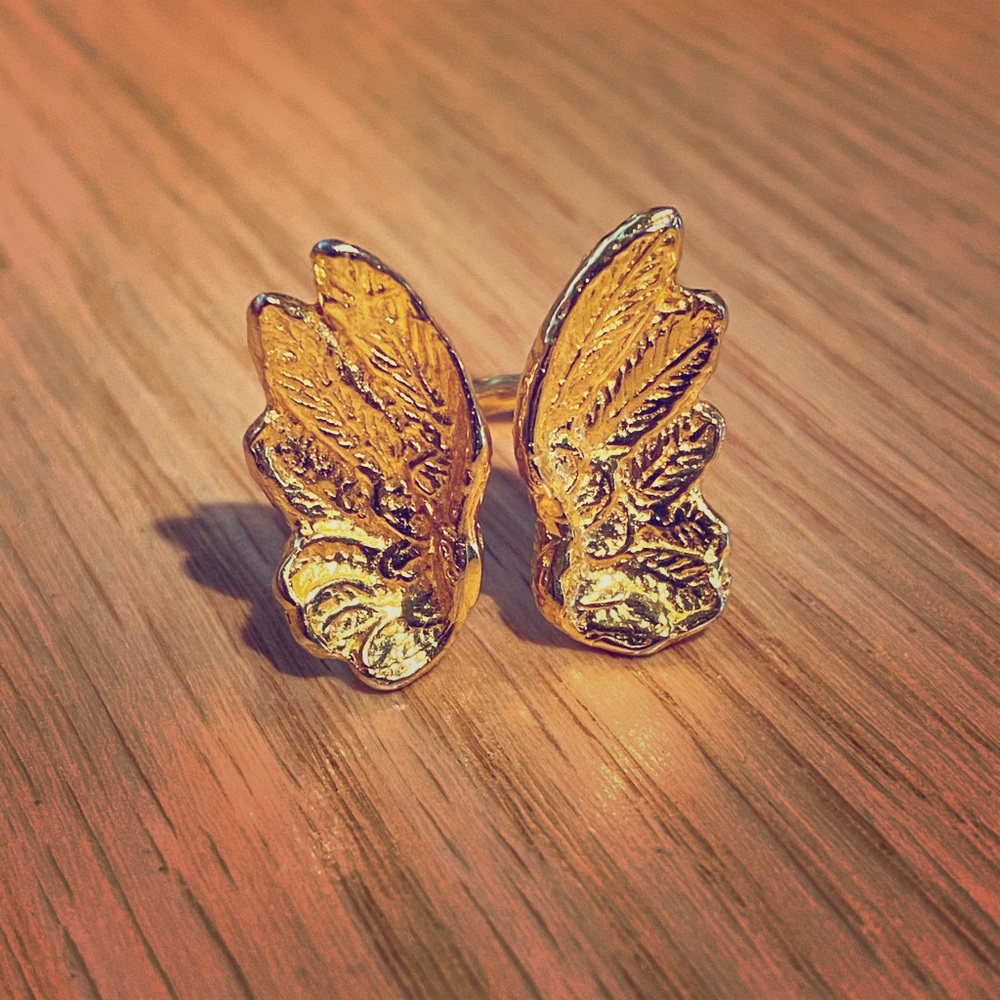 Bright and Beautiful Angel wings ring